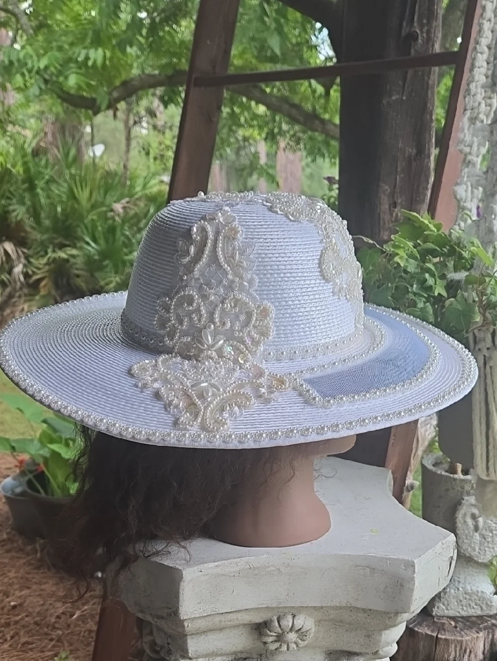 White Pearl Trim Wide Brim Church Hat - Picture 4 of 10